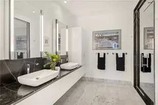 111 Harrison Ave, Newport, RI 02840 - Photo 28