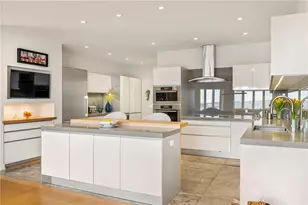 111 Harrison Ave, Newport, RI 02840 - Photo 4