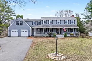 385 W Wrentham Rd, Cumberland, RI 02864 - Photo 2