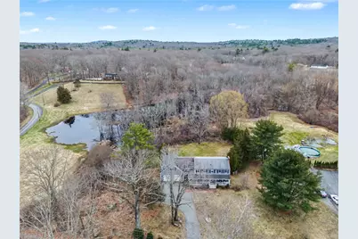 385 W Wrentham Road, Cumberland, RI 02864 - Photo 4