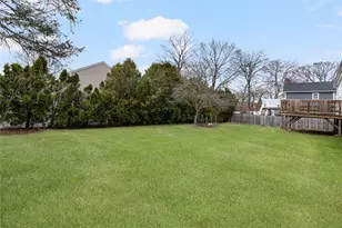 93 Norman St, Cumberland, RI 02864 - Photo 16