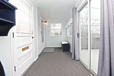 139 Coggeshall Avenue, Newport, RI 02840 - Photo 42