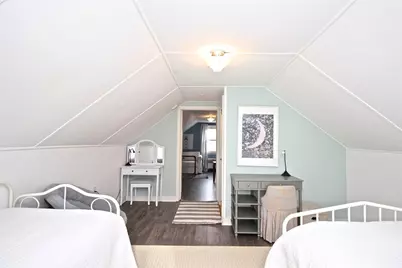 139 Coggeshall Avenue, Newport, RI 02840 - Photo 26