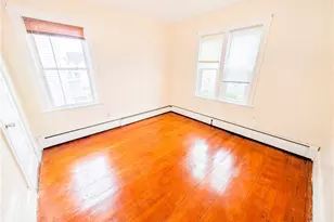 53 Bancroft St, Providence, RI 02909 - Photo 2