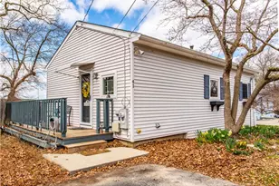 41 Club House Rd, West Greenwich, RI 02817 - Photo 4