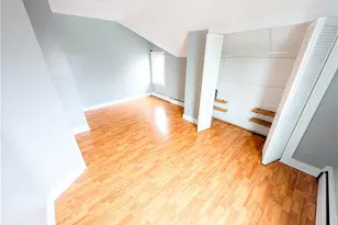 53 Bancroft St, Providence, RI 02909 - Photo 4