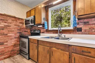 38 School St, Westerly, RI 02891 - Photo 8