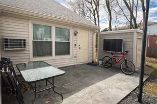 565 Smithfield Rd, North Providence, RI 02904 - Photo 12