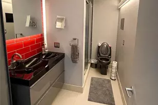 565 Smithfield Rd, North Providence, RI 02904 - Photo 6