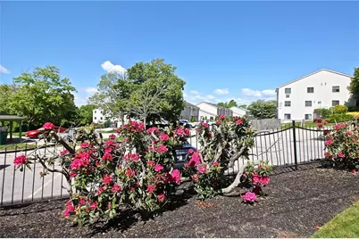 66 Girard Avenue #312, Newport, RI 02840 - Photo 2