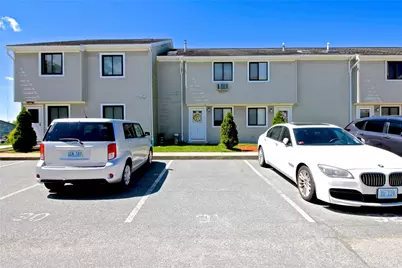 66 Girard Avenue #312, Newport, RI 02840 - Photo 4