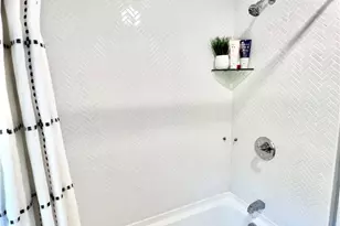 1375 Louisquisset Pike, North Providence, RI 02904 - Photo 20