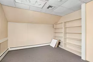 1040 Cranston St, Cranston, RI 02910 - Photo 28