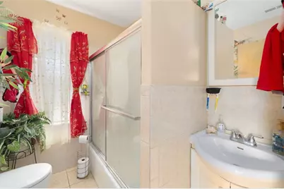 34 Byron Street, Cranston, RI 02920 - Photo 32