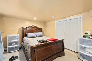 34 Byron St, Cranston, RI 02920 - Photo 22