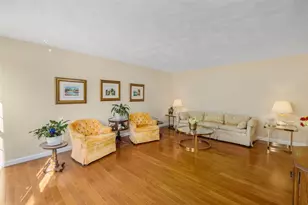 121 Zinnia St, Warwick, RI 02886 - Photo 6