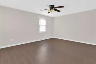 172 Bryant St, Cumberland, RI 02864 - Photo 12