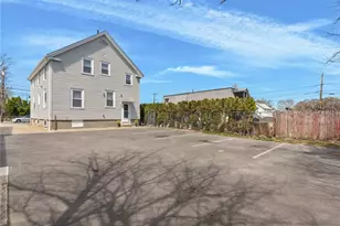 476 N Broadway, East Providence, RI 02914 - Photo 4