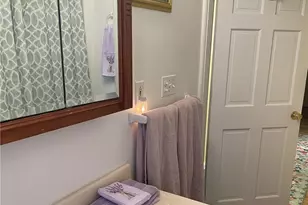 46 Chastellux Ave, Newport, RI 02840 - Photo 10