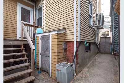 29 Anthony Street, Newport, RI 02840 - Photo 26