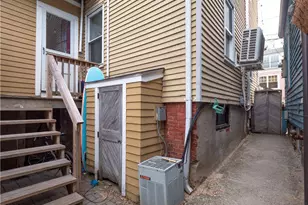 29 Anthony St, Newport, RI 02840 - Photo 26