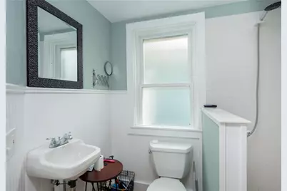29 Anthony Street, Newport, RI 02840 - Photo 8