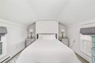 17 Old Beach Rd, Newport, RI 02840 - Photo 32