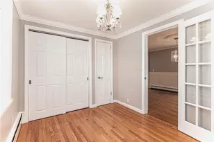 106 Winter St, South Kingstown, RI 02879 - Photo 6