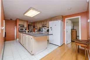 72 Beardsworth Rd, Tiverton, RI 02878 - Photo 18