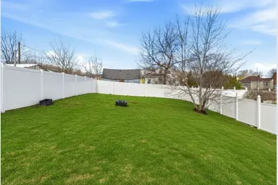 29 Calumet Avenue, Johnston, RI 02919 - Photo 40