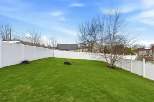 29 Calumet Ave, Johnston, RI 02919 - Photo 40