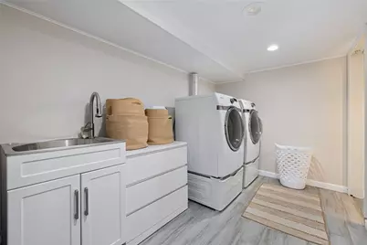 45 Harvey Road, Middletown, RI 02842 - Photo 30