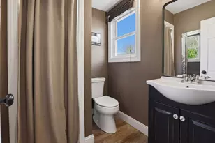 18 Loring Rd, Bristol, RI 02809 - Photo 20