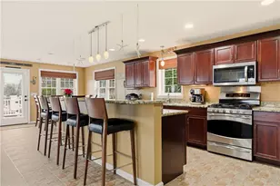 42 Lewis St, Tiverton, RI 02878 - Photo 12