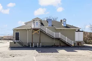 1137 Charles St, North Providence, RI 02904 - Photo 26