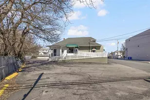 1137 Charles St, North Providence, RI 02904 - Photo 38