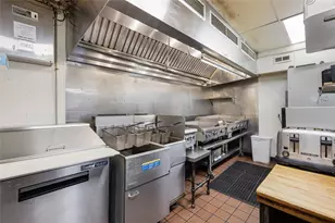 1137 Charles St, North Providence, RI 02904 - Photo 12