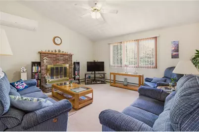 8 Birchwood Drive, Bristol, RI 02809 - Photo 2