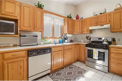 8 Birchwood Drive, Bristol, RI 02809 - Photo 8