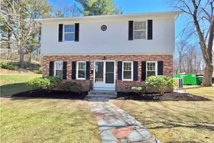 8 Wolf Hill Rd, Smithfield, RI 02917 - Photo 4