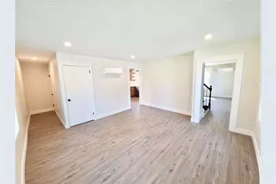 8 Wolf Hill Road, Smithfield, RI 02917 - Photo 18