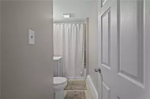 147 Warren Ave, Pawtucket, RI 02860 - Photo 12