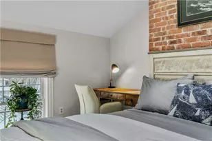 20 Berkeley Ave, Newport, RI 02840 - Photo 14