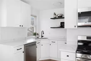 292 Sowams Rd, Barrington, RI 02806 - Photo 10