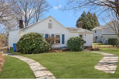 292 Boulevard, Middletown, RI 02842 - Photo 2