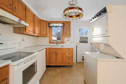 292 Boulevard, Middletown, RI 02842 - Photo 10