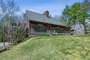 320 Shannock Rd, South Kingstown, RI 02879 - Photo 2