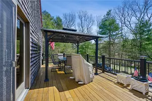 320 Shannock Rd, South Kingstown, RI 02879 - Photo 4