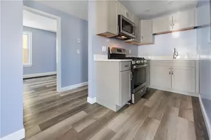 167 Baxter St, Pawtucket, RI 02861 - Photo 6