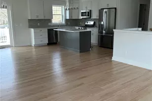 51 Red Maple Ln, Warwick, RI 02886 - Photo 2